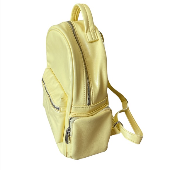 To All The Boys I Loved ☀️ banana yellow mini backpack, perfect for summer! - Picture 3 of 3
